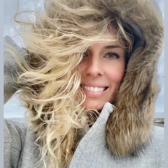 Meet your Posher, Cheryl - Picture 1 of 1